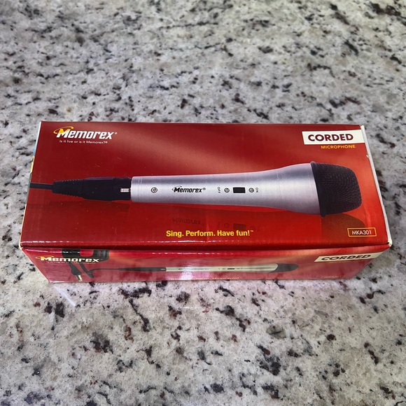 New - Memorex Corded Microphone MKA301 10 - Picture 2 of 3